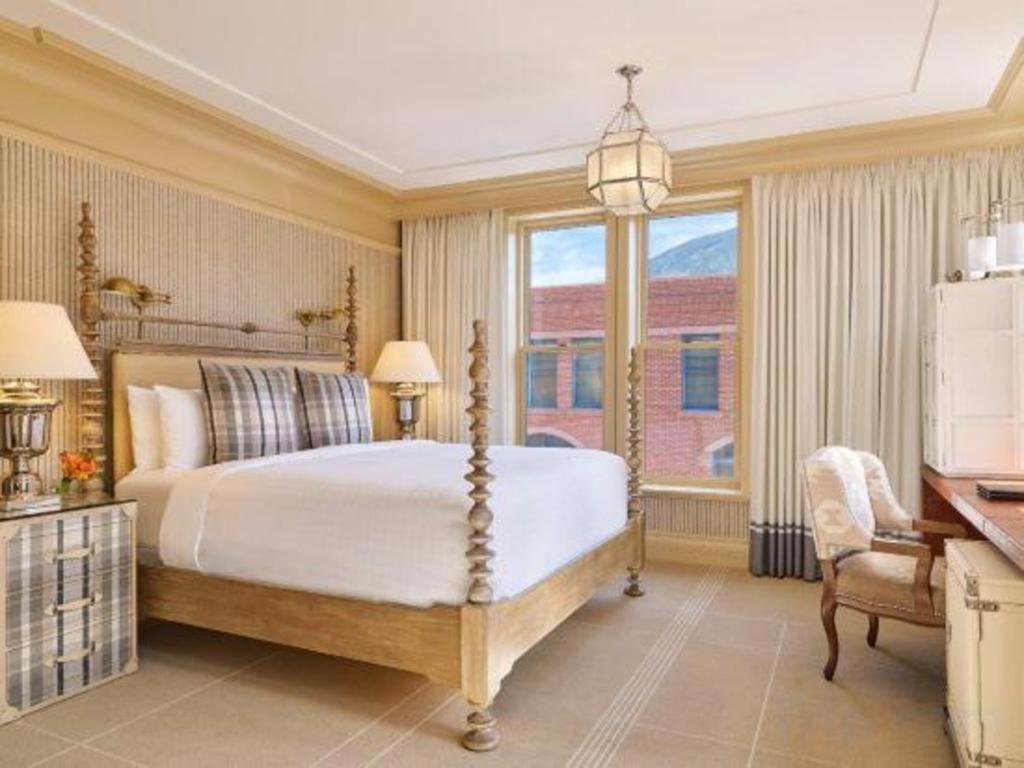 Hotel Jerome, An Auberge Resort Aspen Bagian luar foto