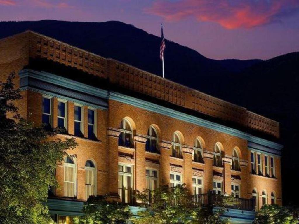 Hotel Jerome, An Auberge Resort Aspen Bagian luar foto