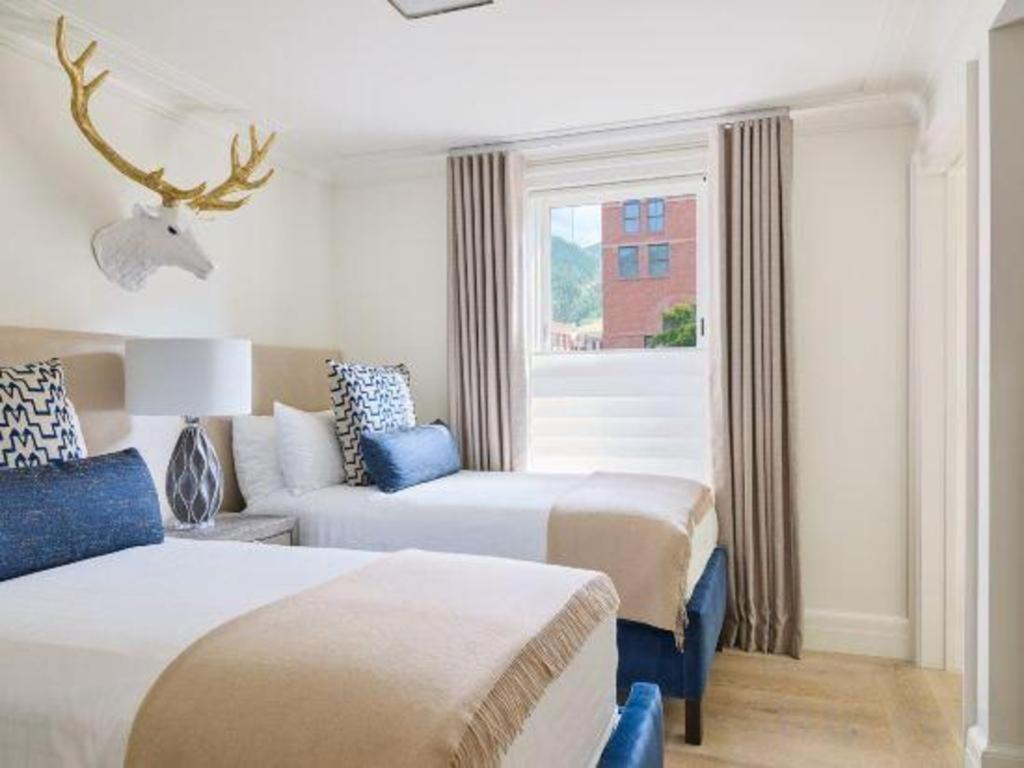 Hotel Jerome, An Auberge Resort Aspen Bagian luar foto