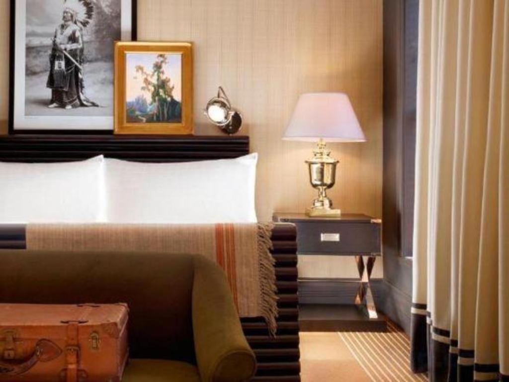 Hotel Jerome, An Auberge Resort Aspen Bagian luar foto