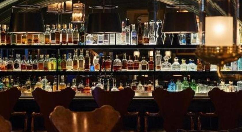 Hotel Jerome, An Auberge Resort Aspen Bagian luar foto