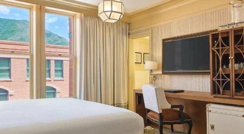 Hotel Jerome, An Auberge Resort Aspen Bagian luar foto