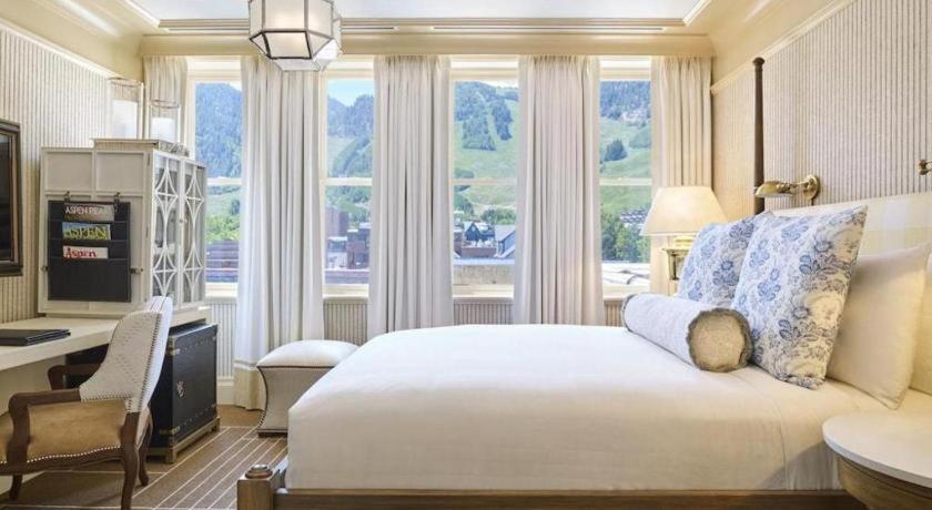 Hotel Jerome, An Auberge Resort Aspen Bagian luar foto